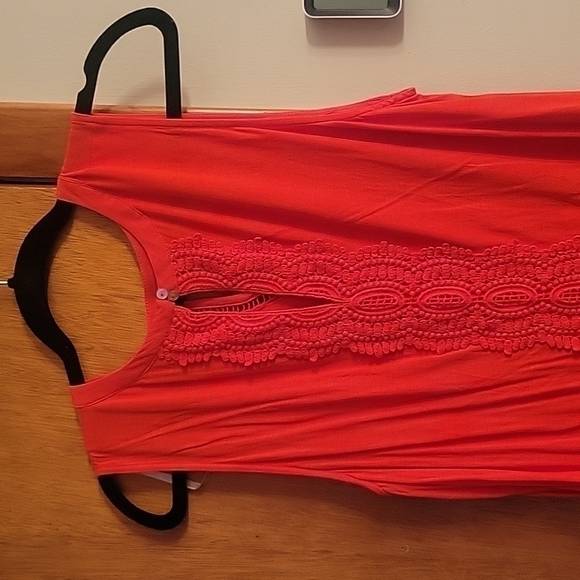 Pale Sky Stitch Fix Embroidered Keyhole Tank Top Large - Picture 2 of 4